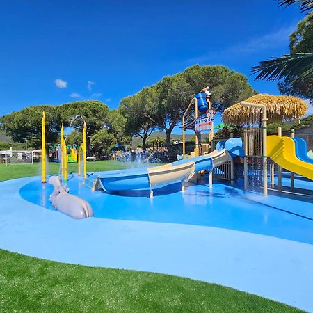 Camping Lacona Pineta 카폴리베리 외부 사진