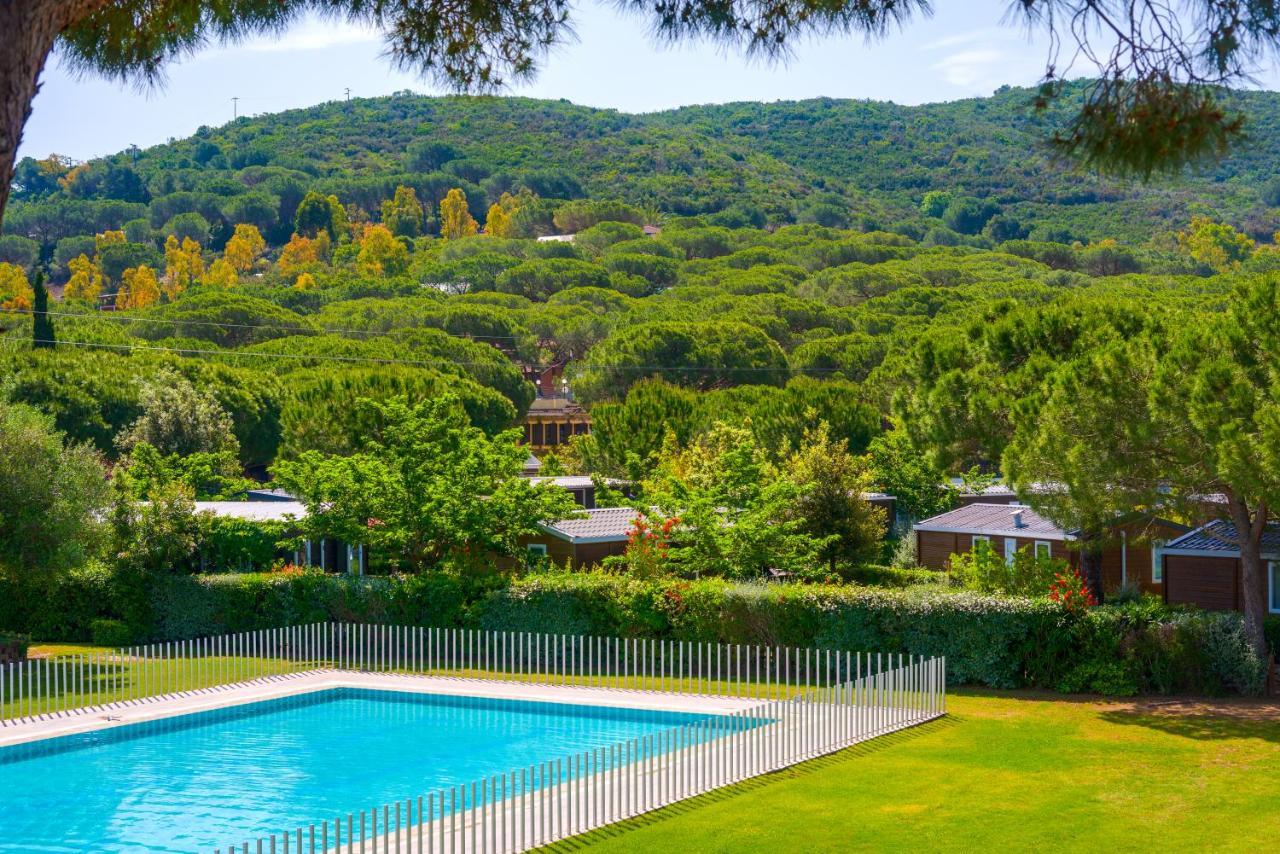 Camping Lacona Pineta 카폴리베리 외부 사진